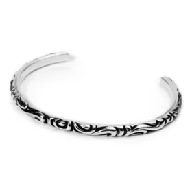 Armreif mit Scroll-Motiv