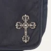 Chrome Hearts Leder-Umhängetasche mit Filigree Cross-Verzierung Chrome Hearts Leder-Umhängetasche mit Filigree Cross-Verzierung