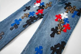 Firmranch Lederhose mit Leopardenmuster und Kreuz