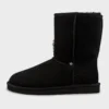 Schwarze Chrome Heart Uggs Schwarze Chrome Heart Uggs