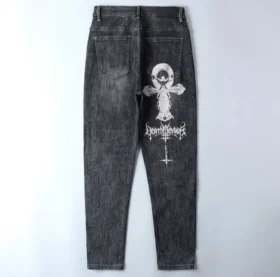 Von Chrome Hearts inspirierte Jeans